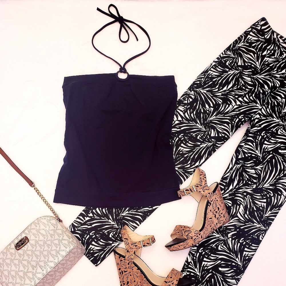 Moda international VS black strapless tank